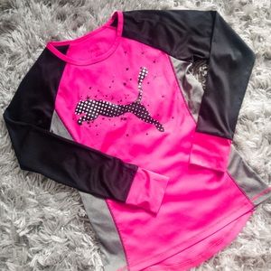 Gotta long sleeve Puma shirt